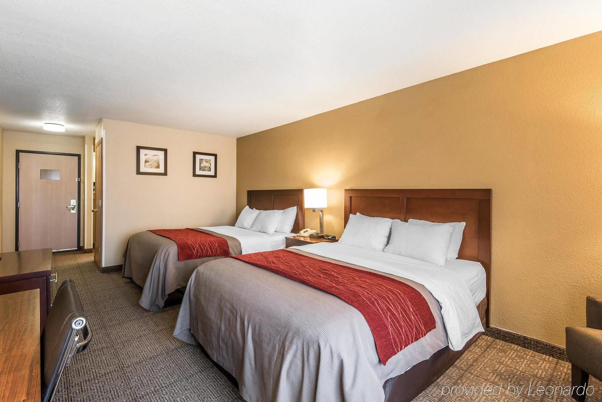 Quality Inn & Suites Bethany Εξωτερικό φωτογραφία